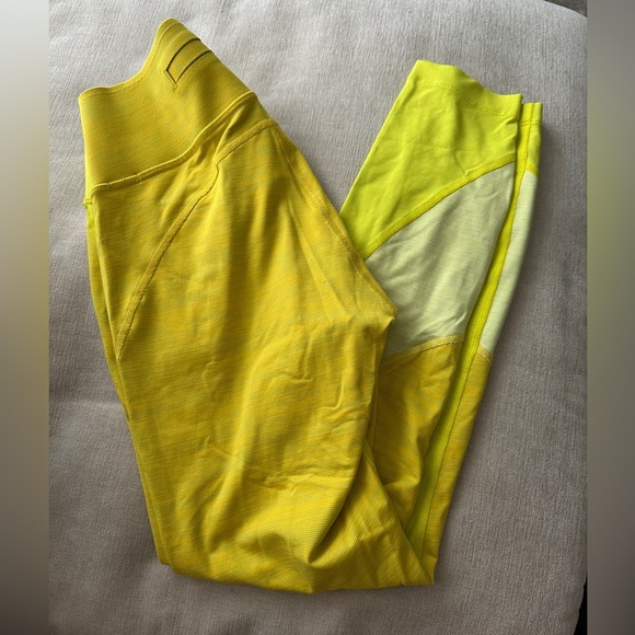 Outdoor Voices Tech Sweat Tech Leggings - Neon Yellow - Picture 6 of 6